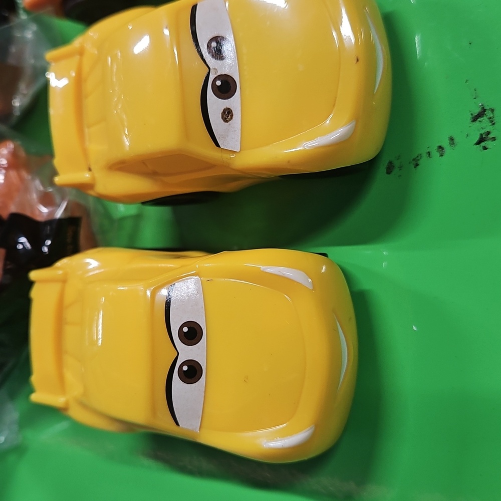 McDonald's CARS Set Of 8 - Picture 2 of 6